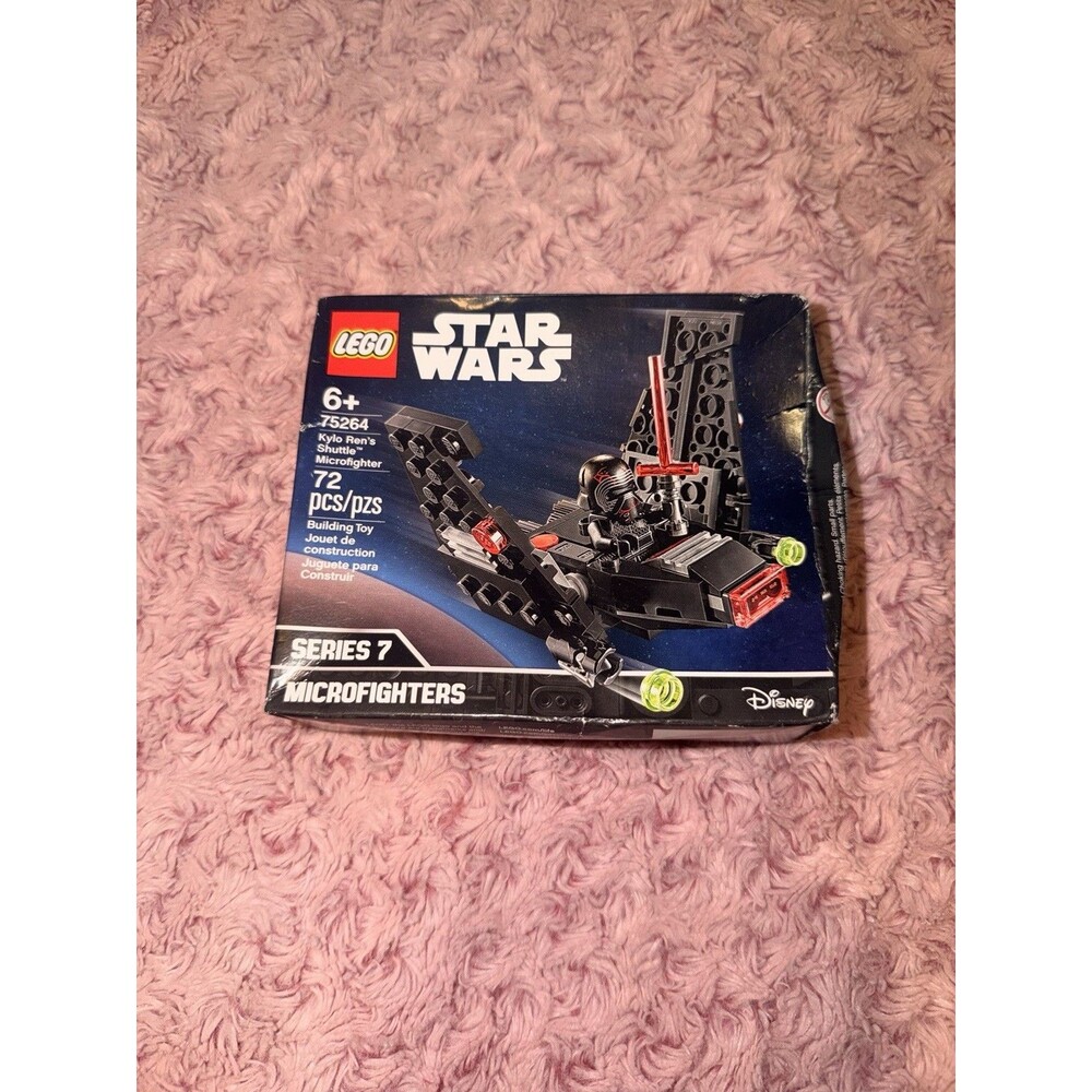 LEGO Star Wars: Kylo Ren's Shuttle Microfighter (75264) Minifigure